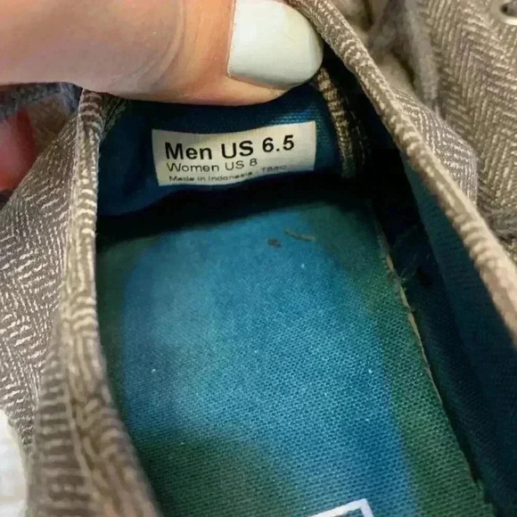 Vans off the walls grey and whites women’s sz 8 men’s sz 6.5 *flaws casual comfy - Picture 7 of 8